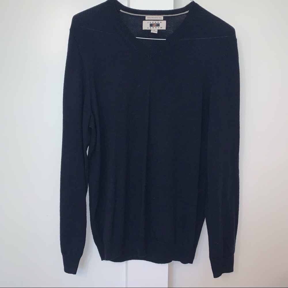 Men’s Navy Blue Wool V-Neck Sweatee